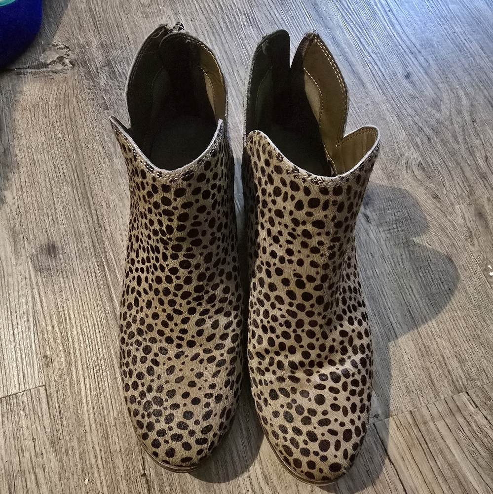 ⚡️Michael Shannon Spotted Animal Print Calfskin Booties - Size 9½